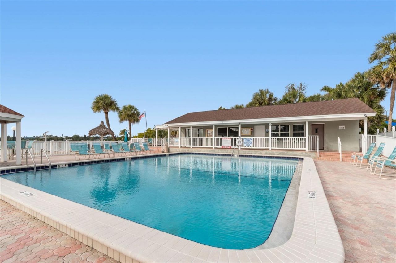 4160 35th Terrace S, Unit C, Saint Petersburg, FL 33711 Photo