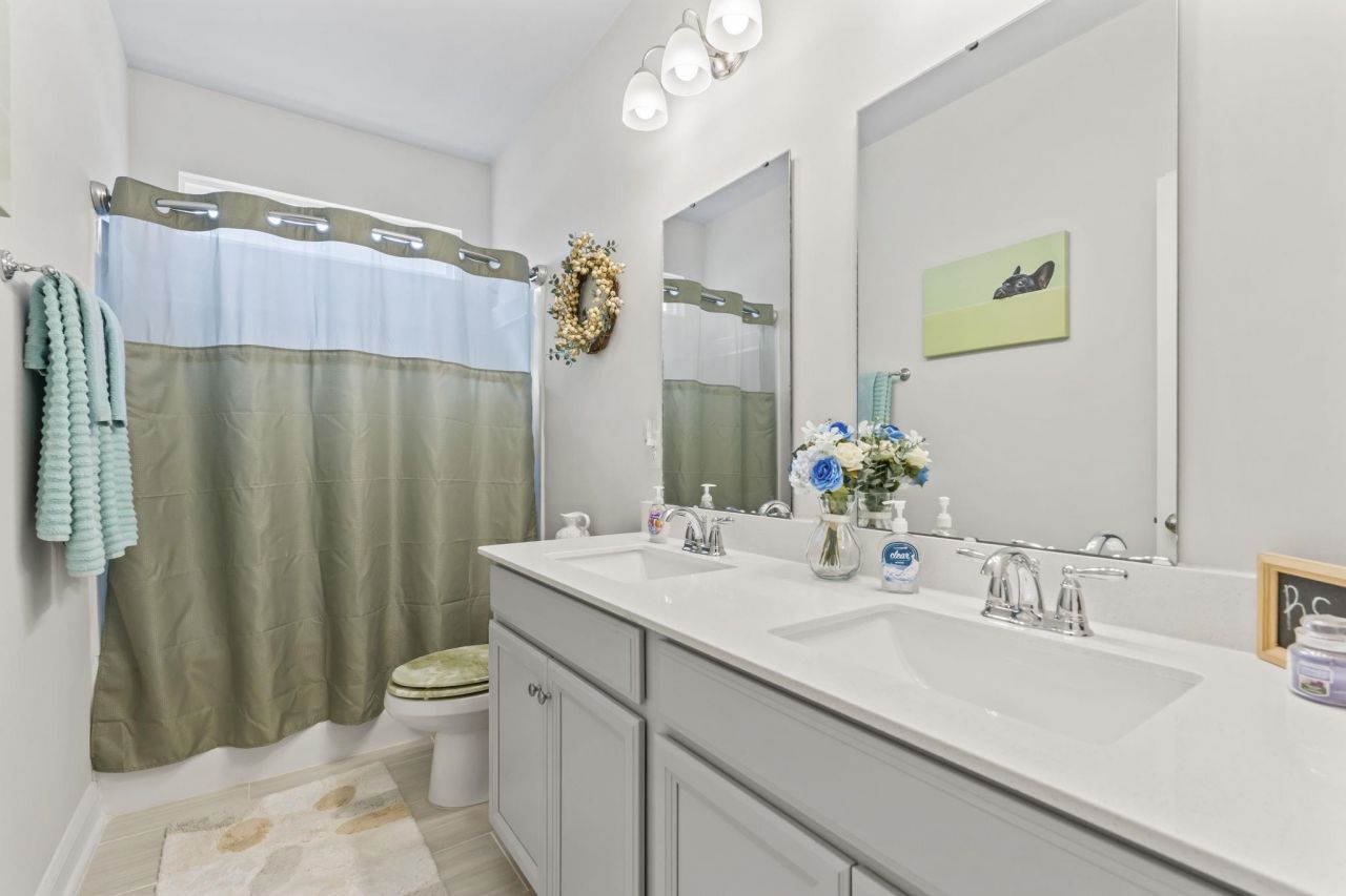 3093 Sutherland Dr. Photo 21