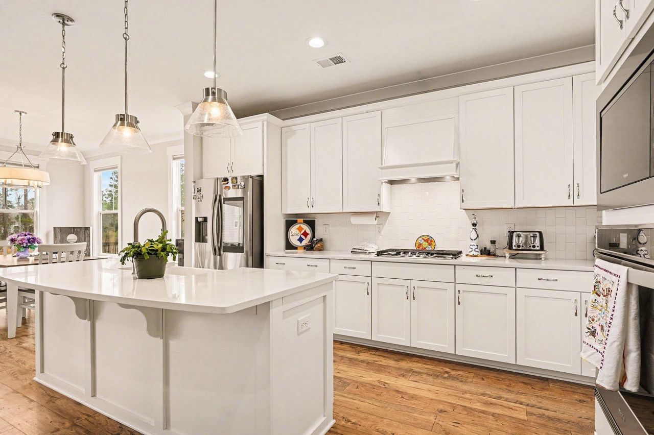 4062 Mckinney Dr. Photo 11