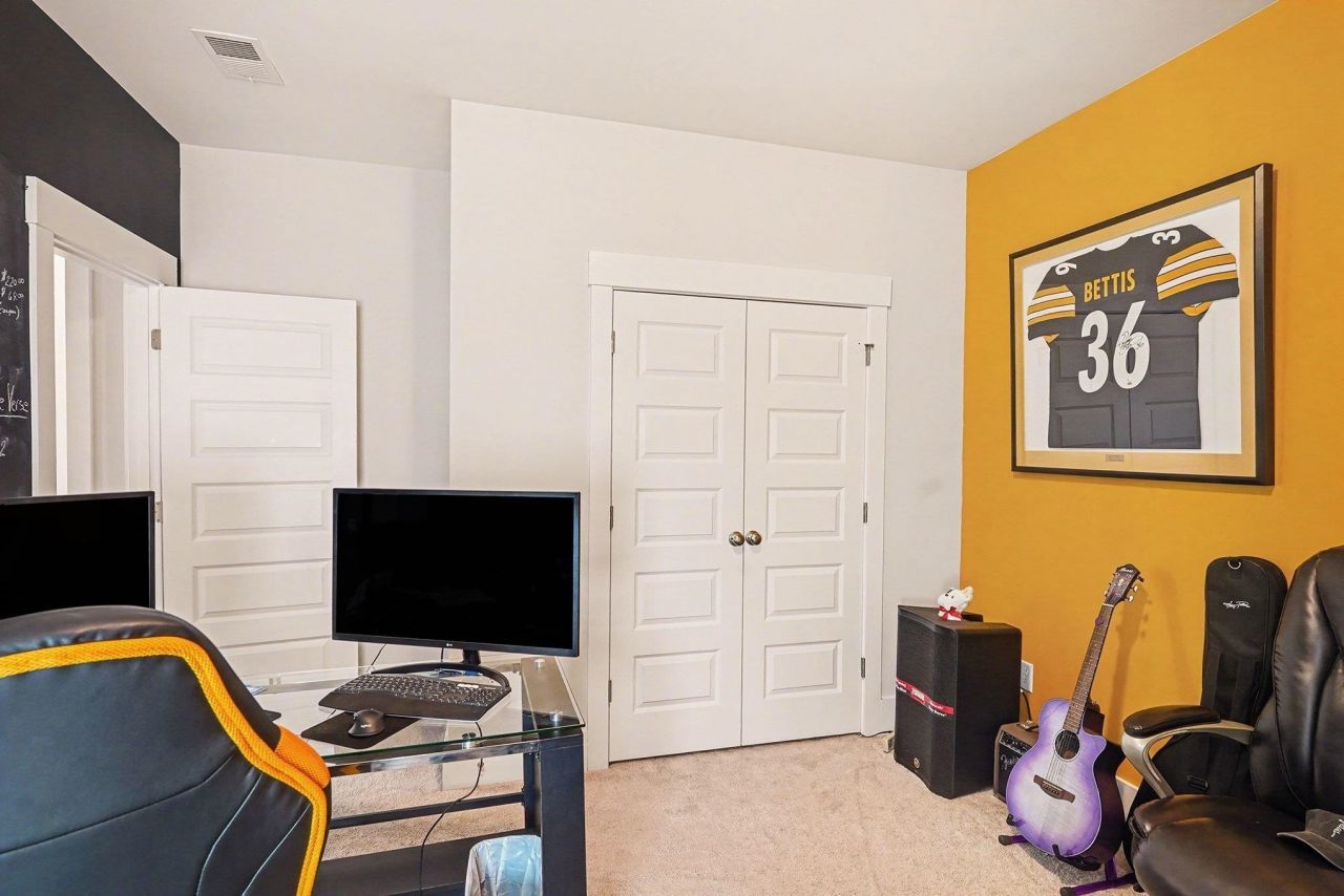 4062 Mckinney Dr. Photo 13