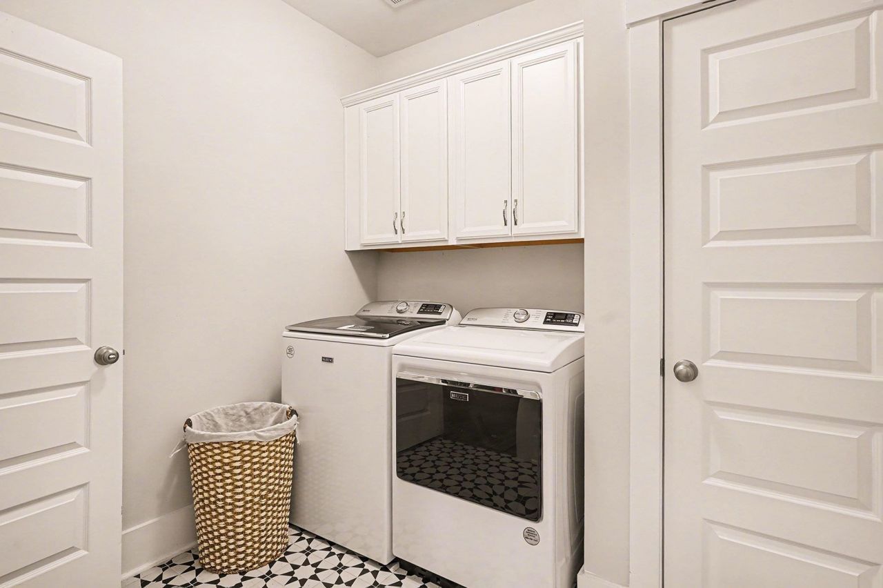 4062 Mckinney Dr. Photo 23