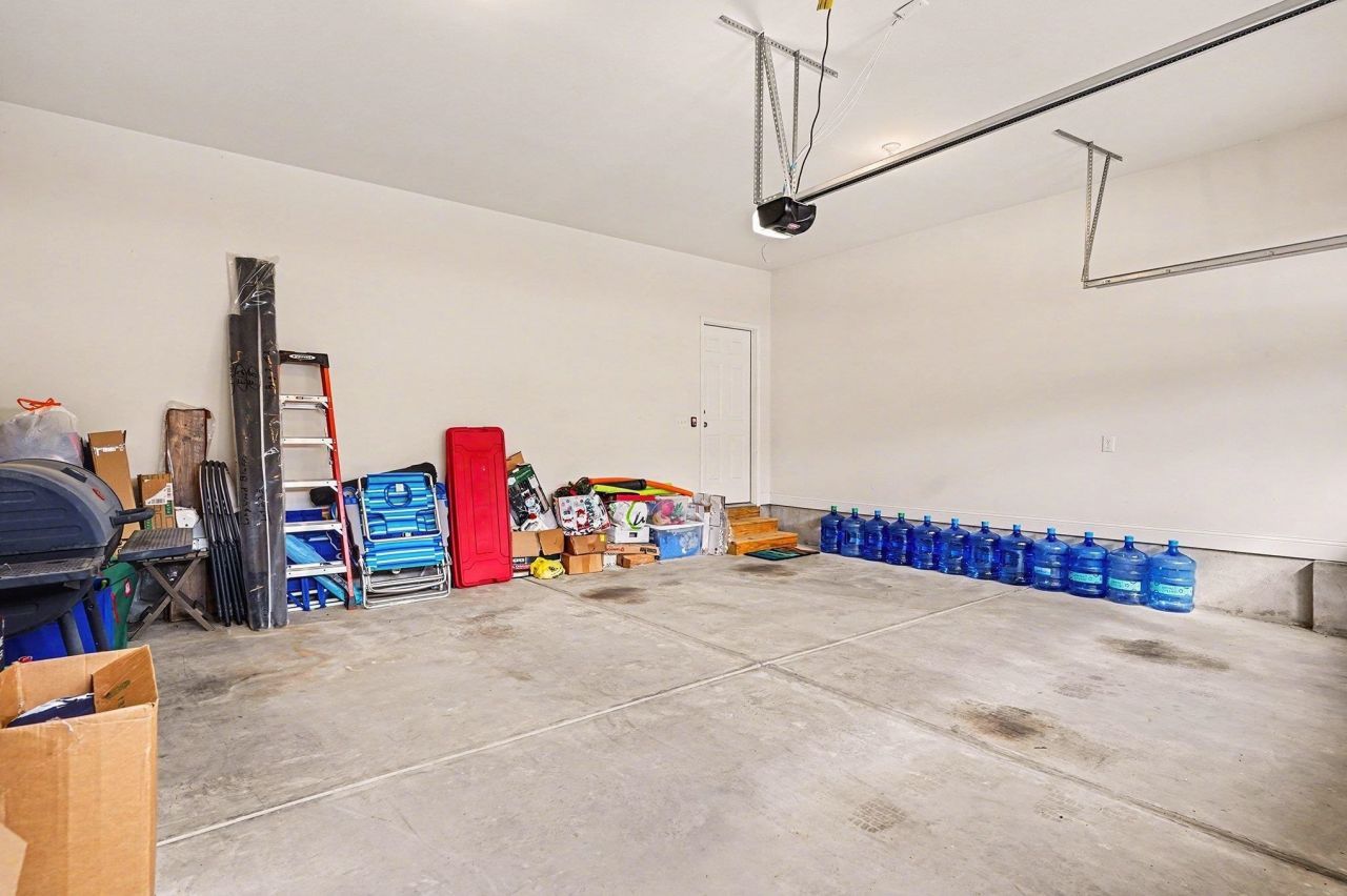 4062 Mckinney Dr. Photo 24