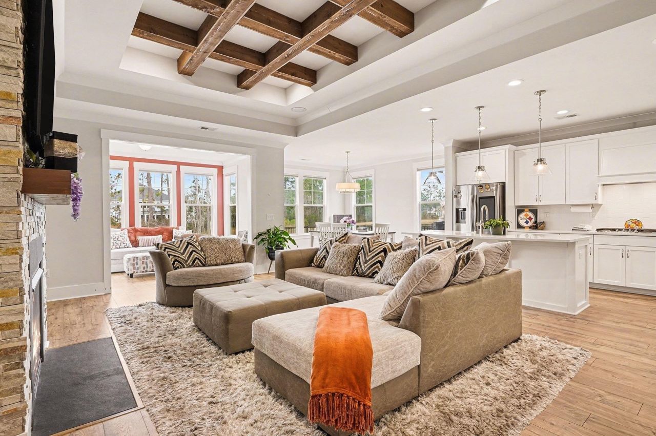 4062 Mckinney Dr. Photo 6