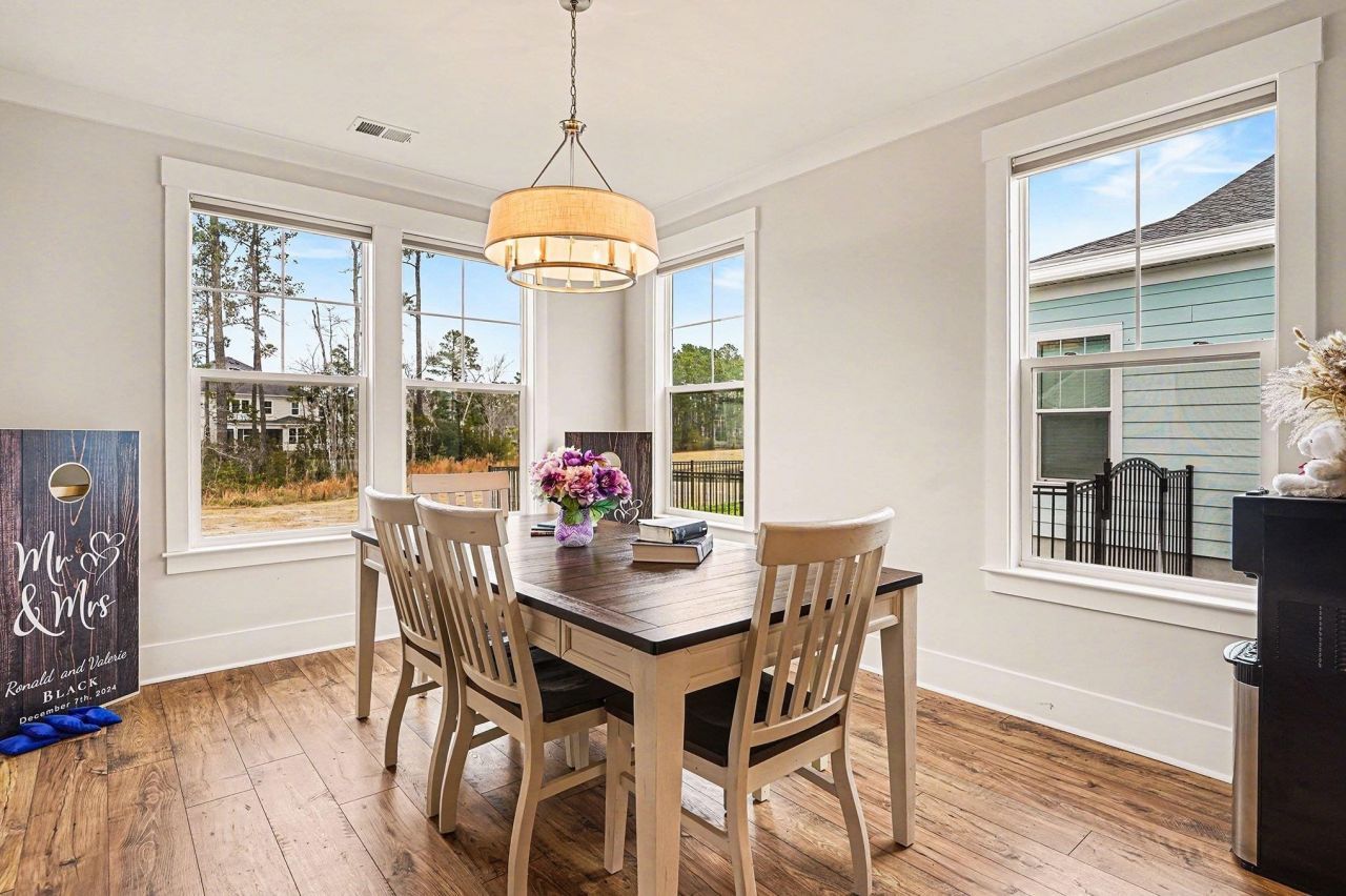 4062 Mckinney Dr. Photo 8