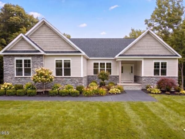 103 Maxwell Road, Latham, NY 12110