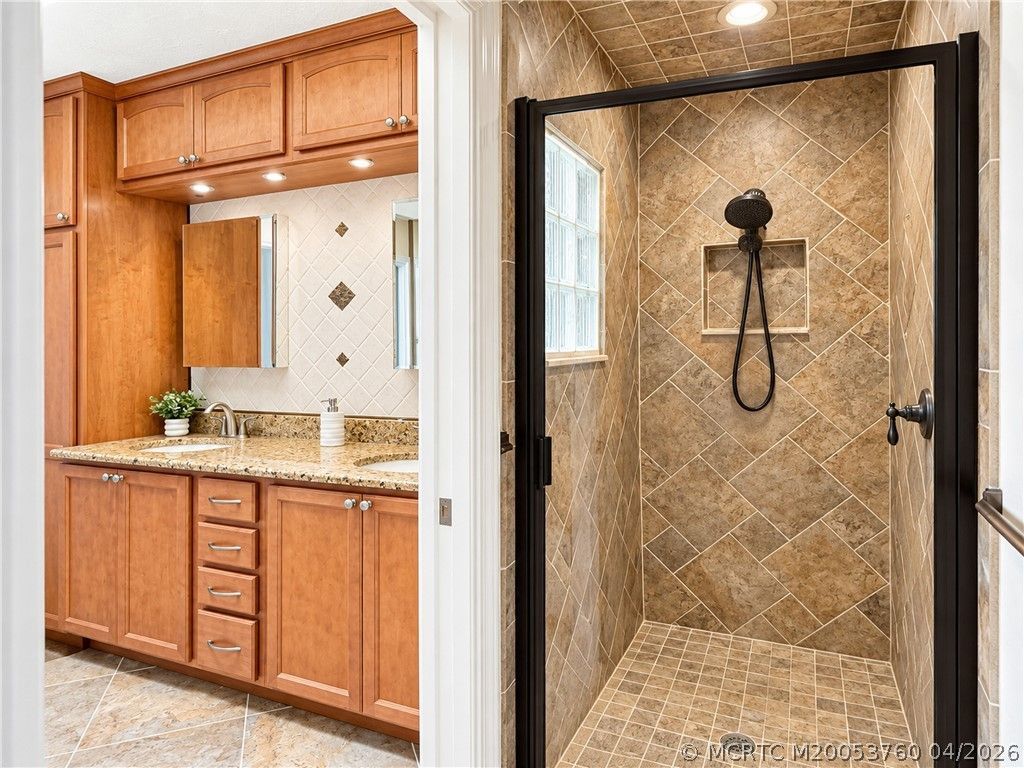 5290 SE Seascape Way, Unit 201, Stuart, FL 34997 Photo