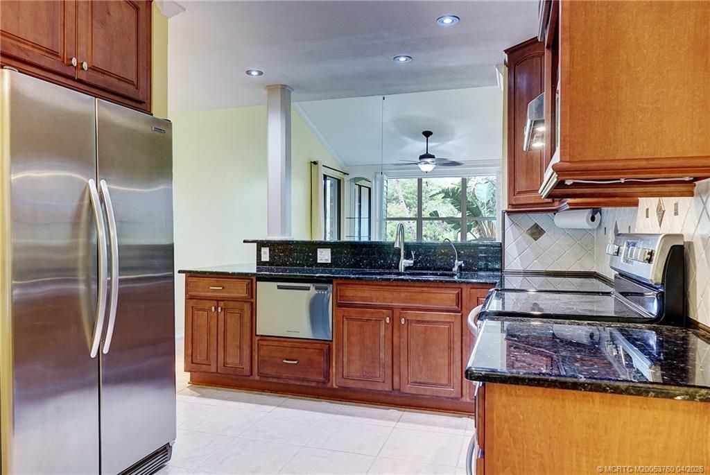 5290 SE Seascape Way, Unit 201, Stuart, FL 34997 Photo