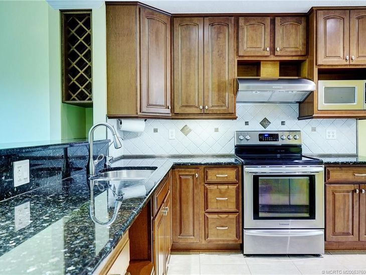 5290 SE Seascape Way, Unit 201, Stuart, FL 34997
