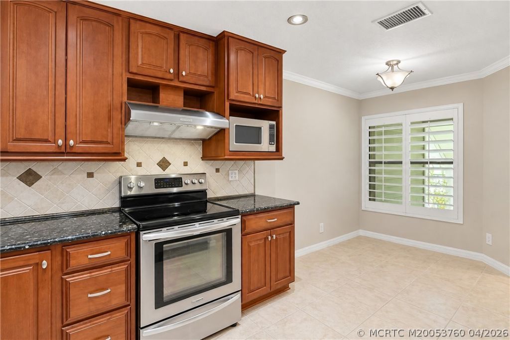5290 SE Seascape Way, Unit 201, Stuart, FL 34997 Photo