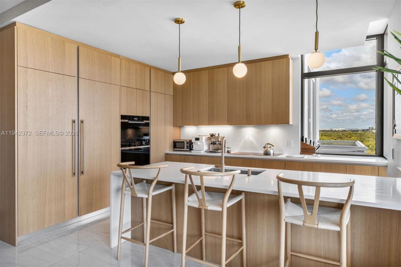 515 Valencia Ave , Unit 1103, Coral Gables, FL 33134 Photo