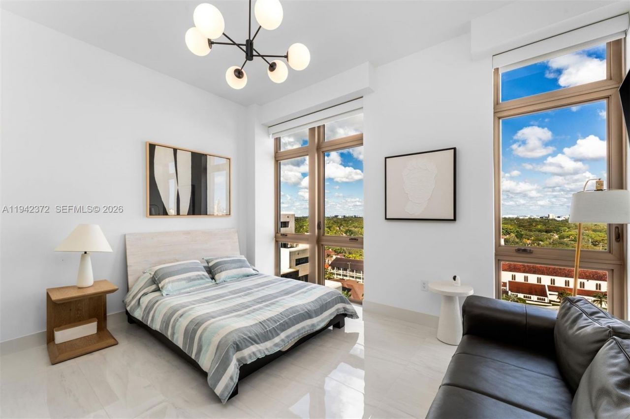 515 Valencia Ave , Unit 1103, Coral Gables, FL 33134 Photo