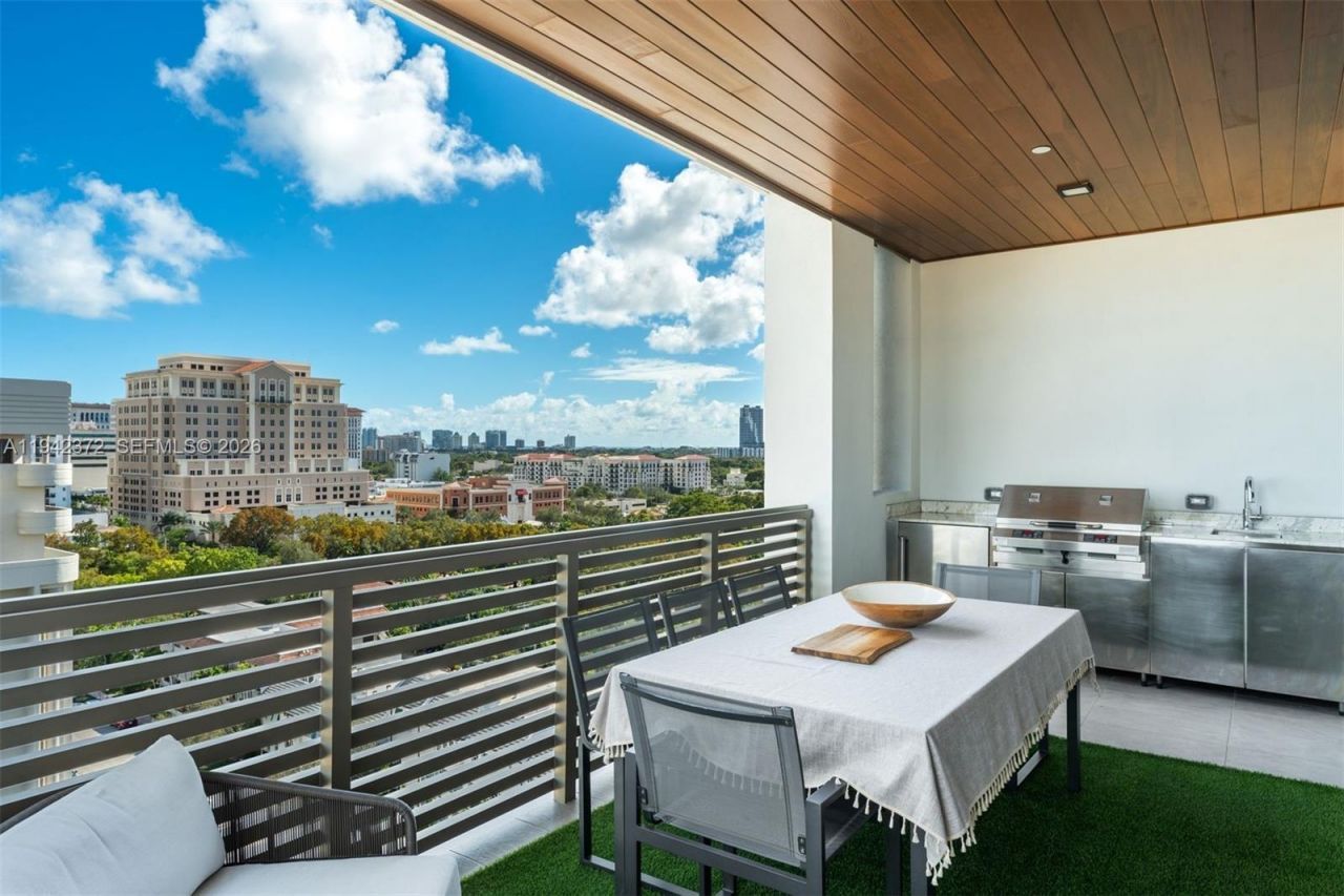 515 Valencia Ave , Unit 1103, Coral Gables, FL 33134 Photo