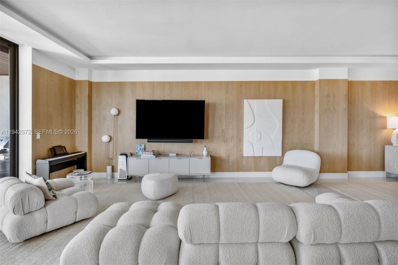 515 Valencia Ave , Unit 1103, Coral Gables, FL 33134 Photo