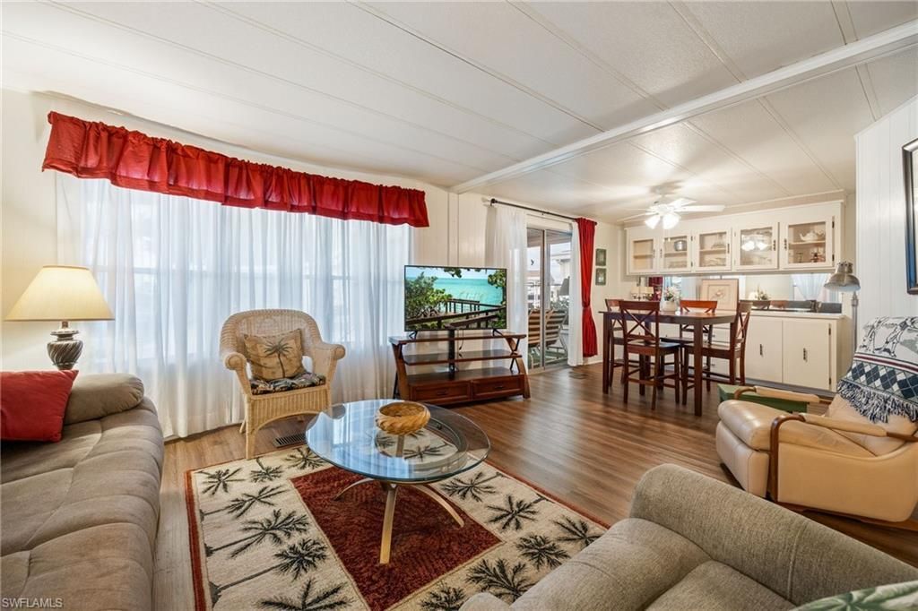 512 Crampton Ln, North Fort Myers, FL 33903 Photo