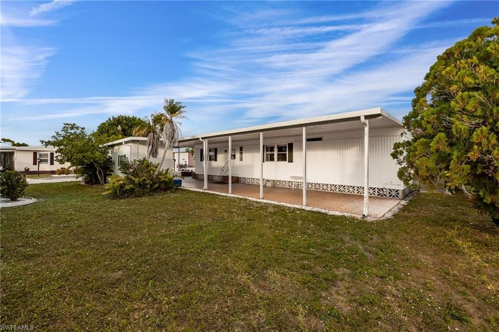 512 Crampton Ln, North Fort Myers, FL 33903 Photo