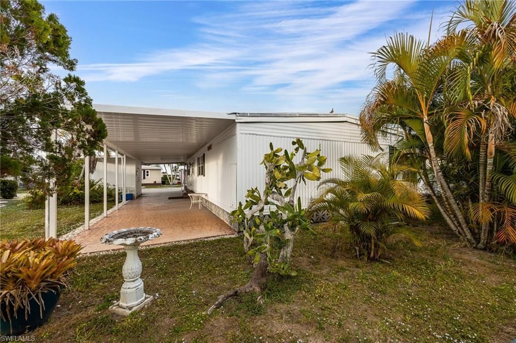 512 Crampton Ln, North Fort Myers, FL 33903 Photo