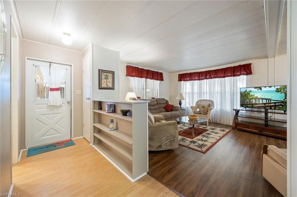 512 Crampton Ln, North Fort Myers, FL 33903 Photo