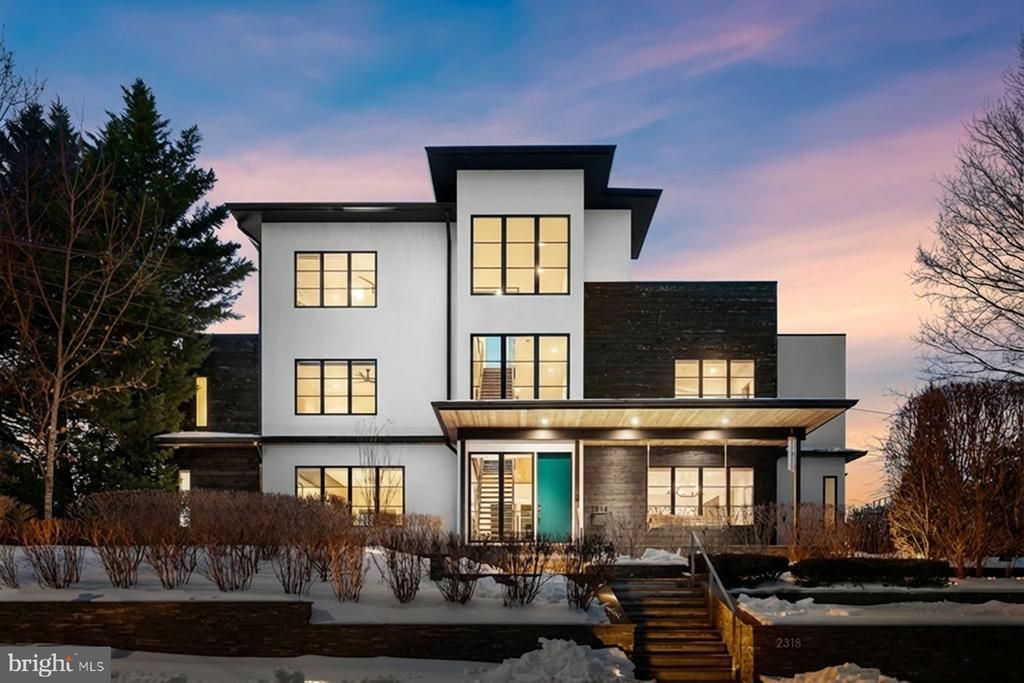 2318 N Richmond Street, Arlington, VA 22207 Main Photo