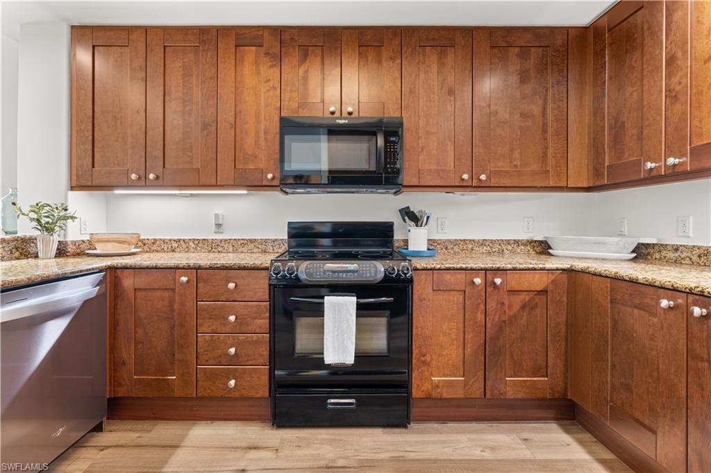 1045 Sandpiper St, Unit G204, Naples, FL 34102 Photo