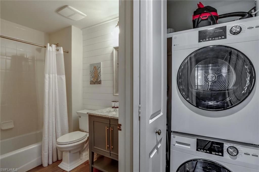 1045 Sandpiper St , Unit G204, Naples, FL 34102 Photo