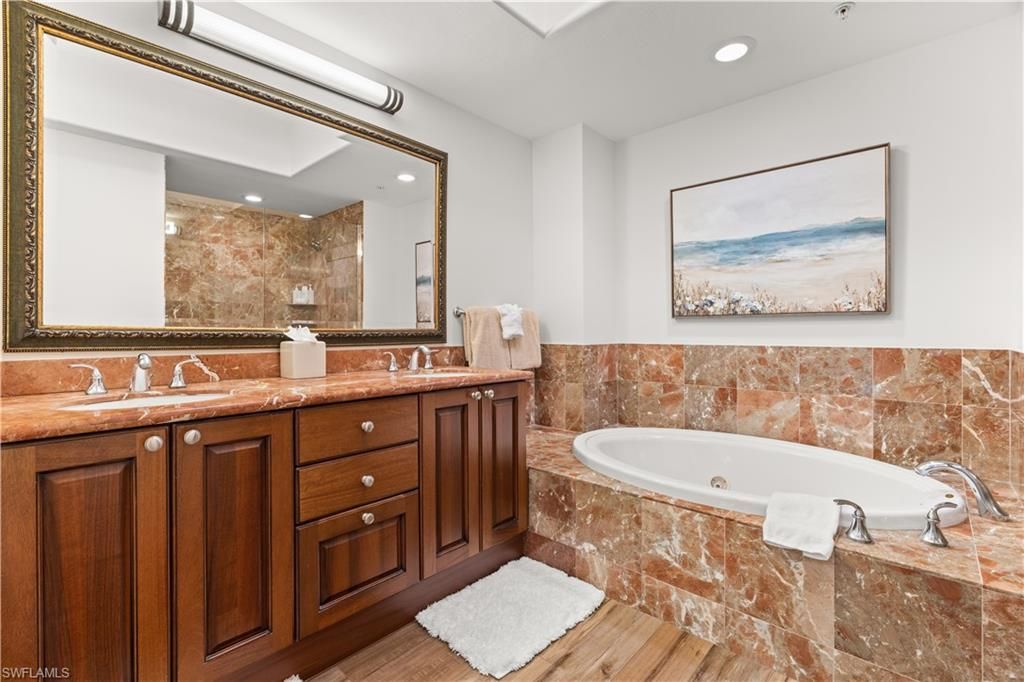 1045 Sandpiper St, Unit G204, Naples, FL 34102 Photo