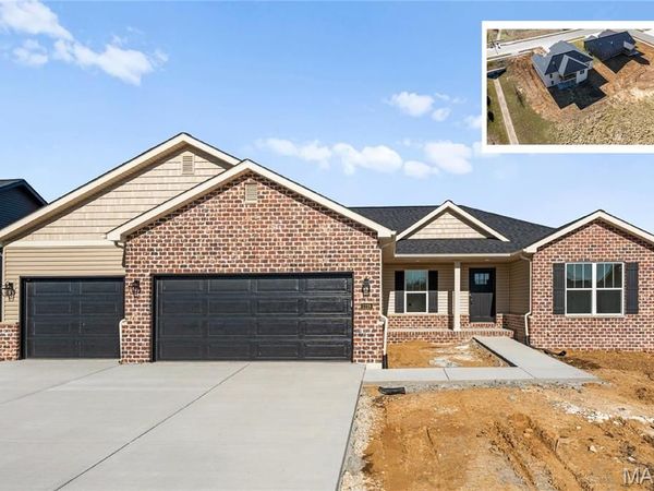 1228 Ole Town Bridge Drive, O'Fallon, IL 62269