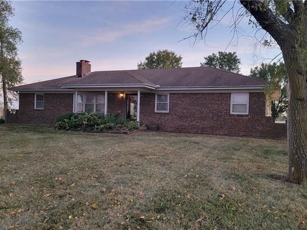 35333 W 287th Street, Paola, KS 66071