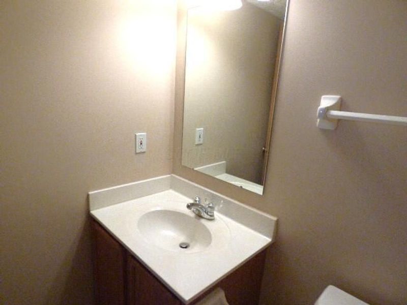 4067 Fitzpatrick Boulevard, Canal Winchester, OH 43110 Photo 8