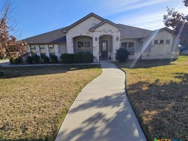 6016 Bella Charca Parkway , Nolanville, TX 76559