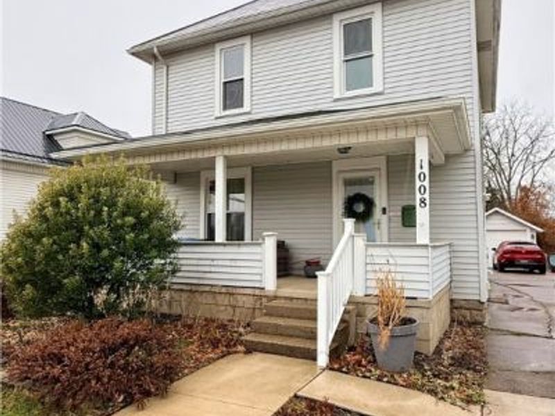 1008 Union Avenue NW, New Philadelphia, OH 44663 Photo 1