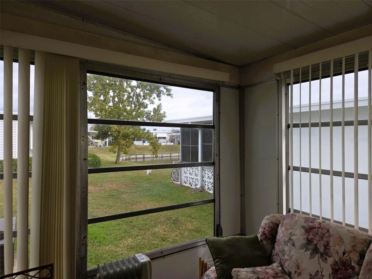 3209 Oakwood Boulevard S, Sarasota, FL 34237 Photo