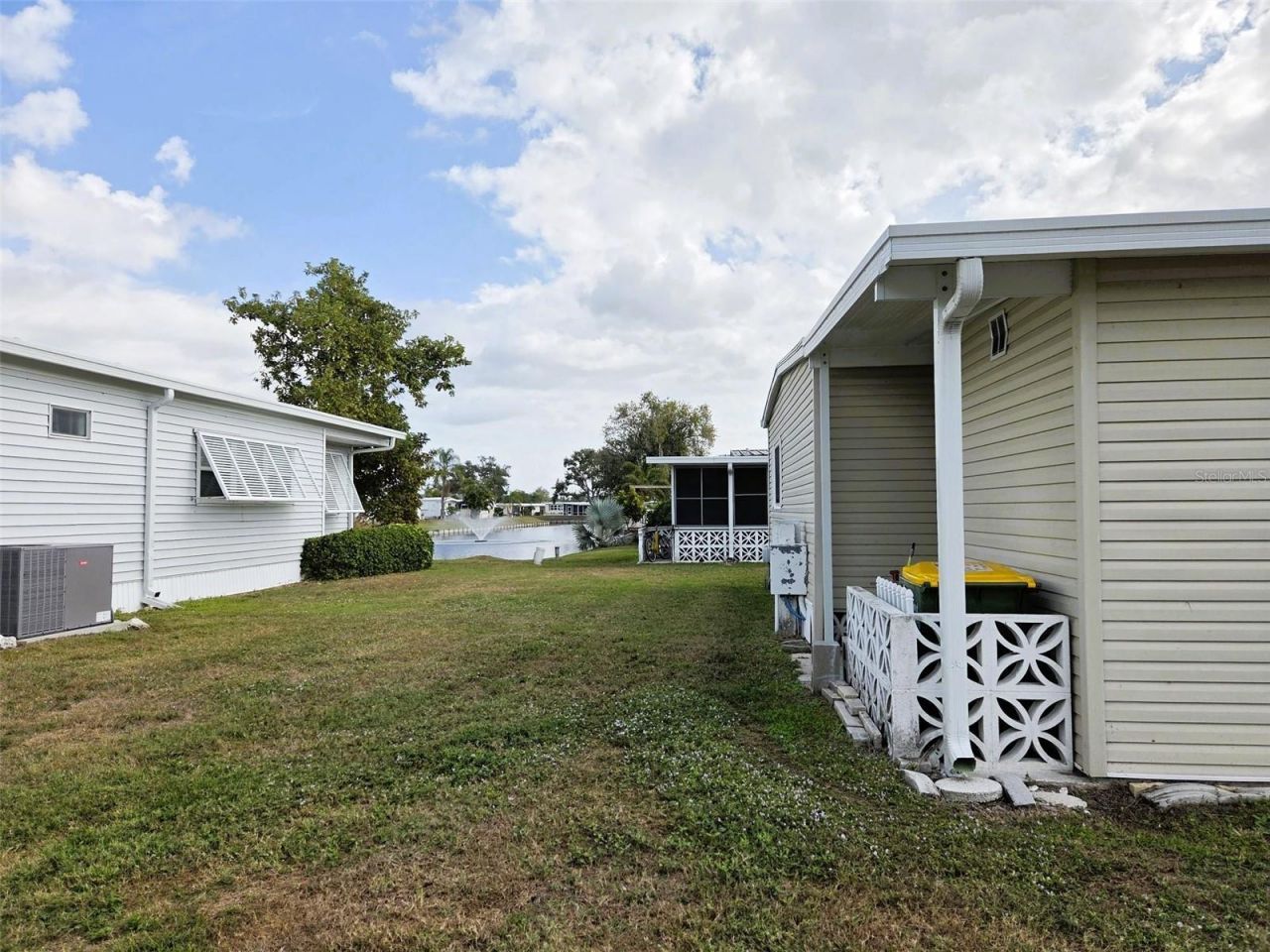 3209 Oakwood Boulevard S, Sarasota, FL 34237 Photo