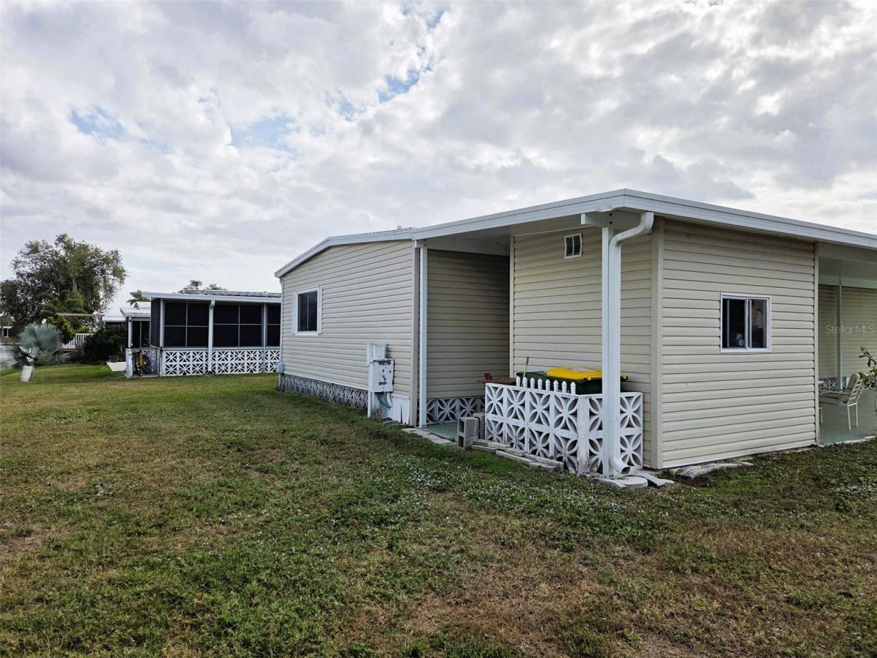 3209 Oakwood Boulevard S, Sarasota, FL 34237 Photo