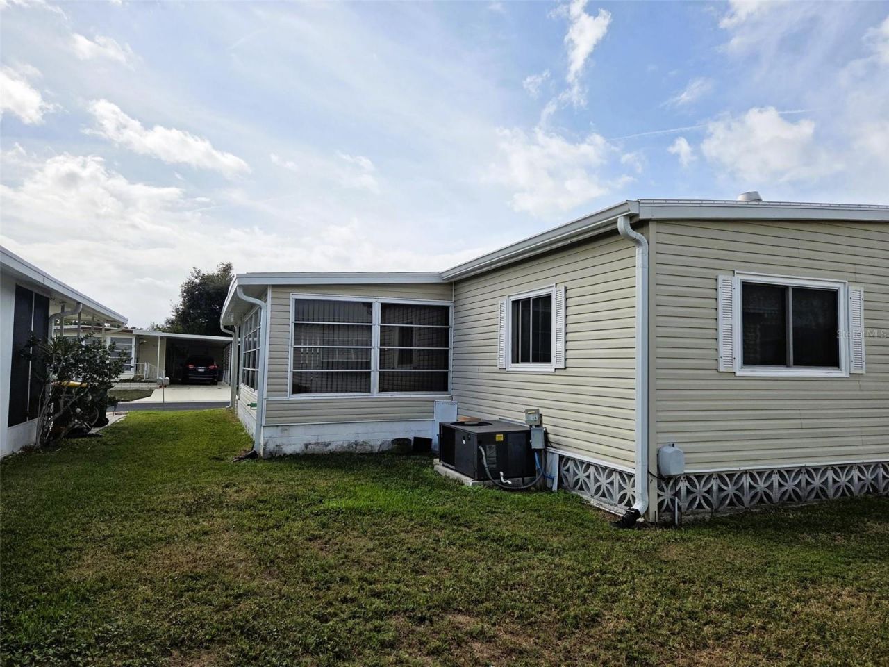 3209 Oakwood Boulevard S, Sarasota, FL 34237 Photo