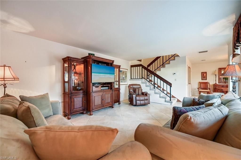 185 Lake Point Ln, Unit 8B, Naples, FL 34112 Photo