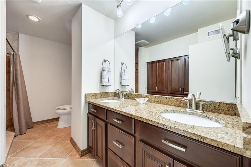 185 Lake Point Ln, Unit 8B, Naples, FL 34112 Photo