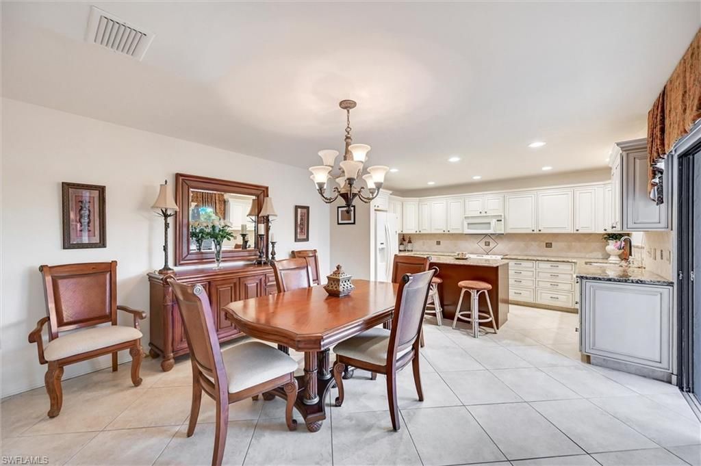 185 Lake Point Ln, Unit 8B, Naples, FL 34112 Photo