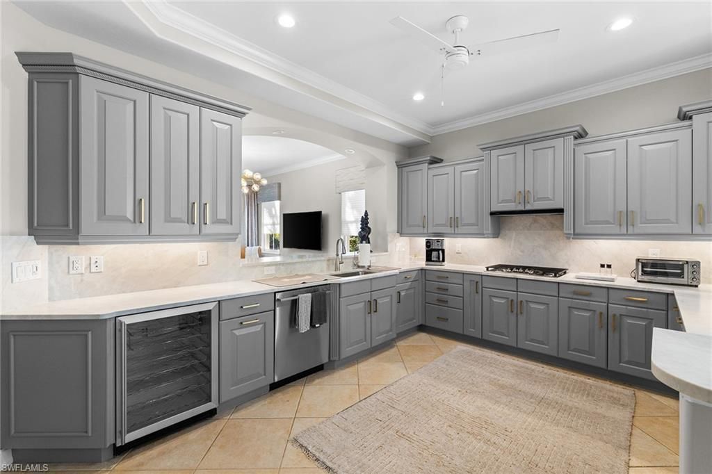 2864 Tiburon Blvd E, Unit 102, Naples, FL 34109 Photo