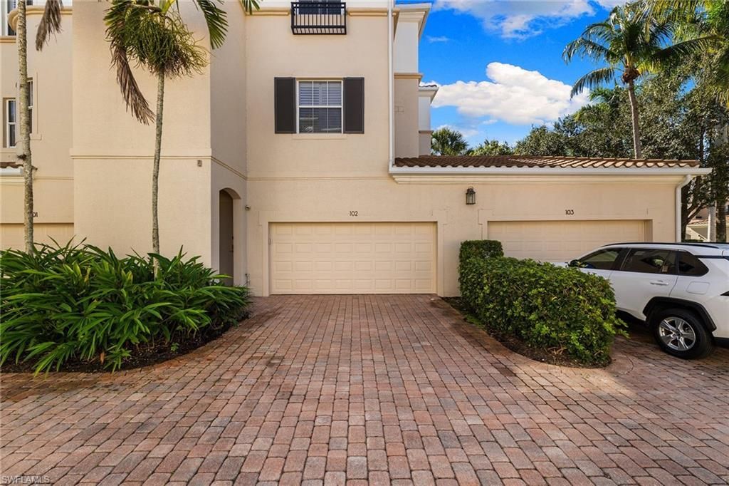 2864 Tiburon Blvd E, Unit 102, Naples, FL 34109 Photo