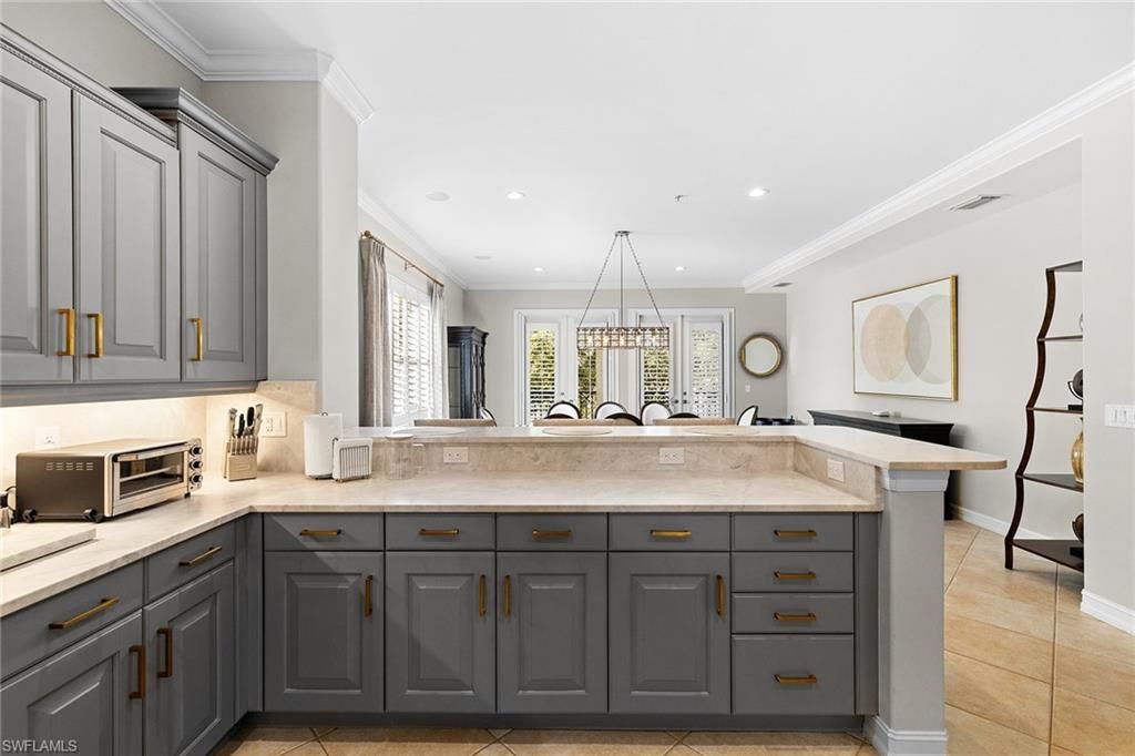 2864 Tiburon Blvd E, Unit 102, Naples, FL 34109 Photo