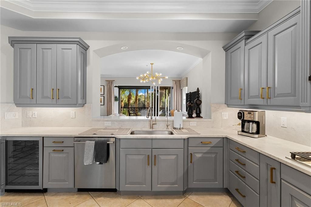 2864 Tiburon Blvd E, Unit 102, Naples, FL 34109 Photo