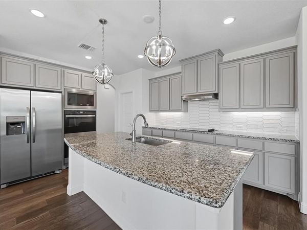 3817 Amber Road, Midlothian, TX 76065