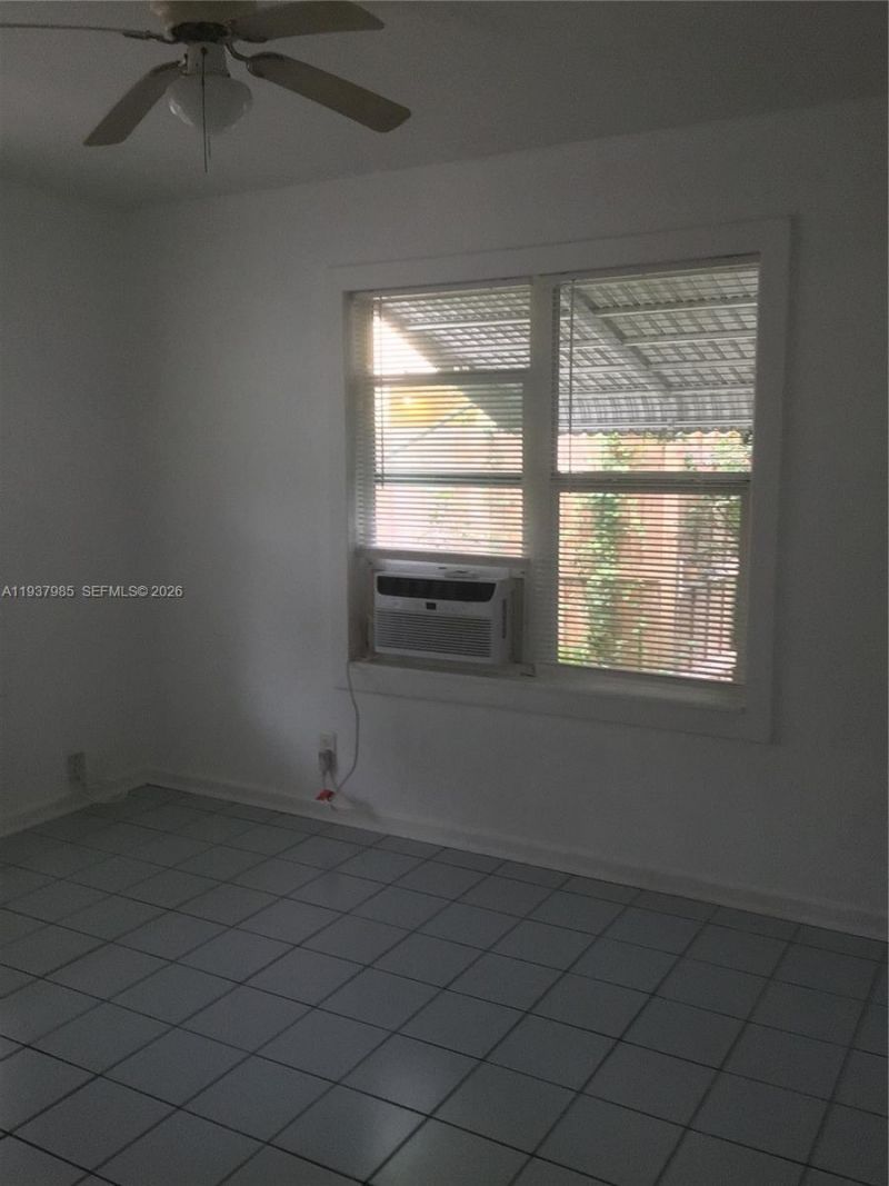 429 49th St, Unit #2, West Palm Beach, FL 33407 Photo