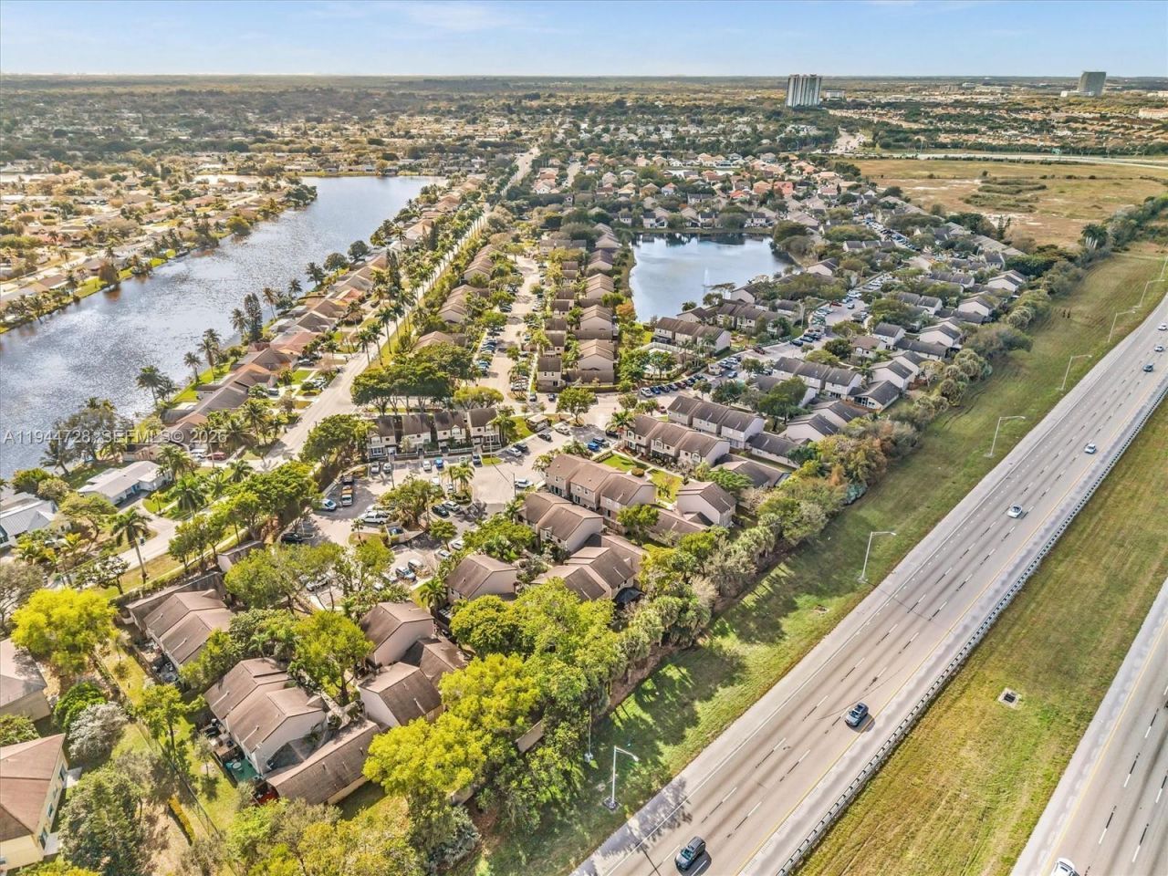 3804 NW 121st Ave, Sunrise, FL 33323 Photo