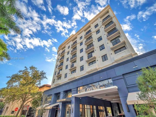 4220 Laguna St, Unit 505, Coral Gables, FL 33146