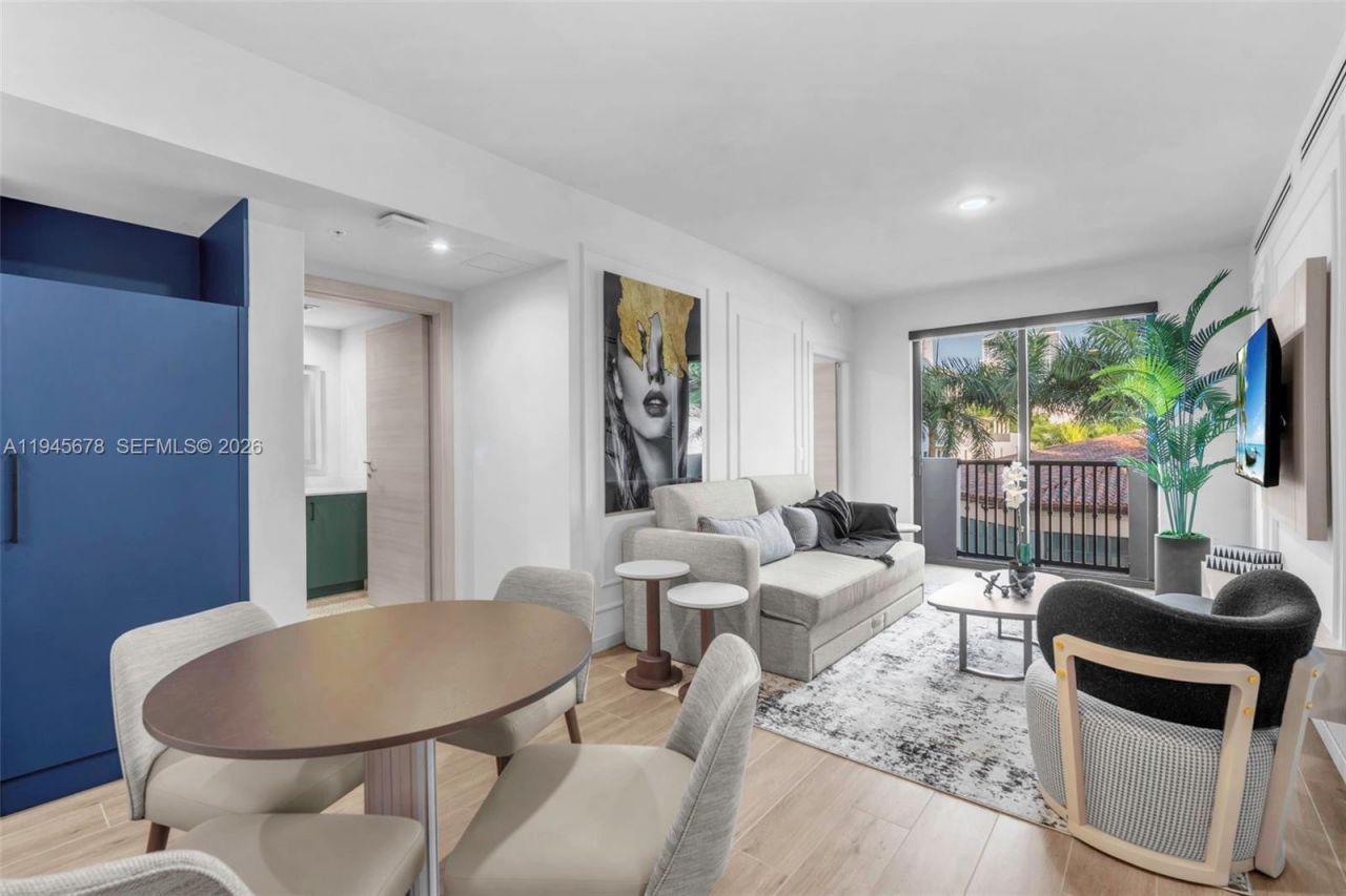 4220 Laguna St, Unit 505, Coral Gables, FL 33146 Photo