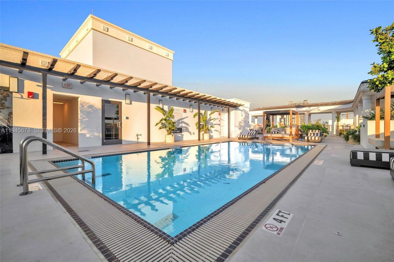 4220 Laguna St, Unit 505, Coral Gables, FL 33146 Photo