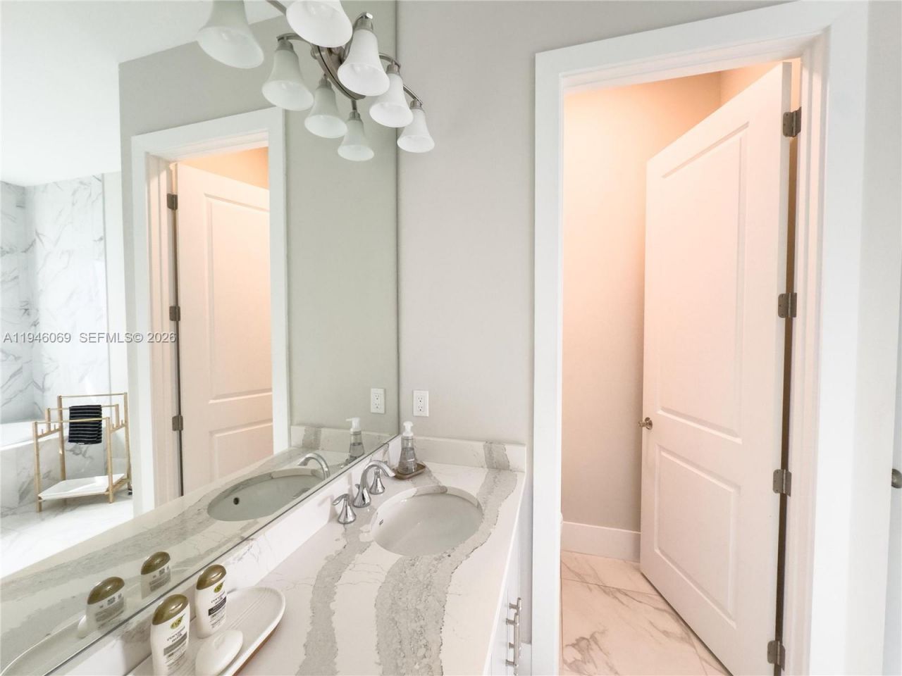 5577 Saint Armands Way, Westlake, FL 33470 Photo