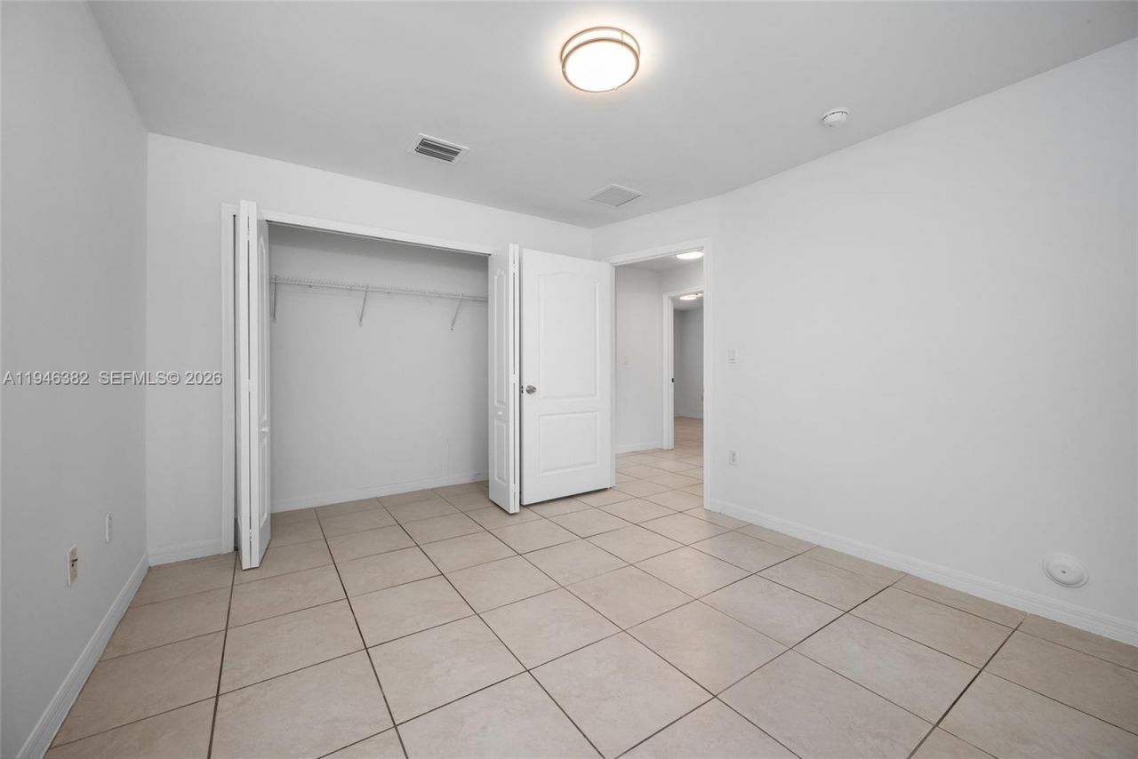 2275 SW 61st Ave, Miami, FL 33155 Photo