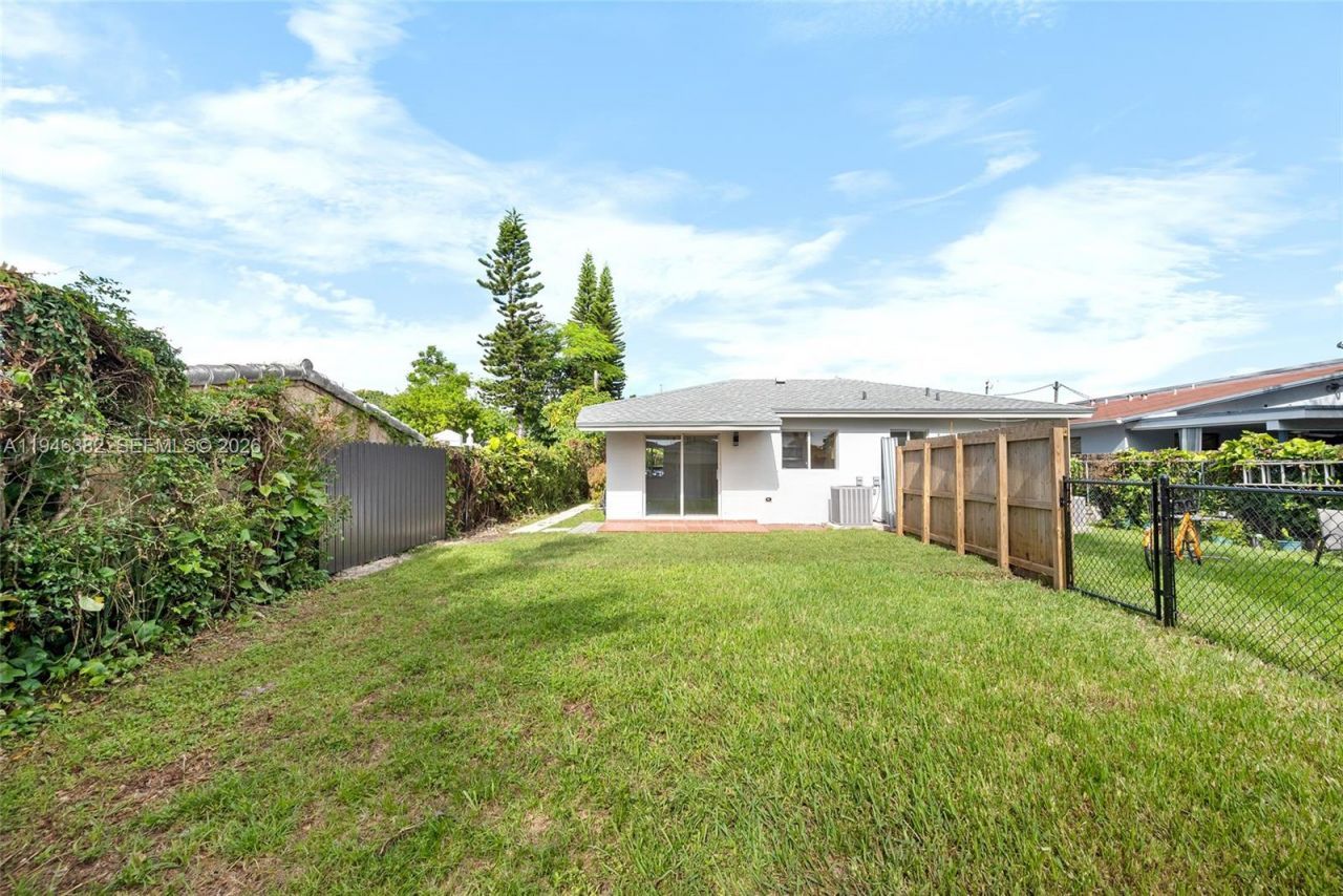 2275 SW 61st Ave, Miami, FL 33155 Photo